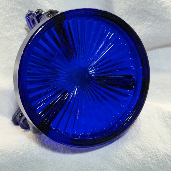 Vintage Cobalt Blue Glass Round with 3 Figural Praying Angels Candle Holder - Picture 10 of 10